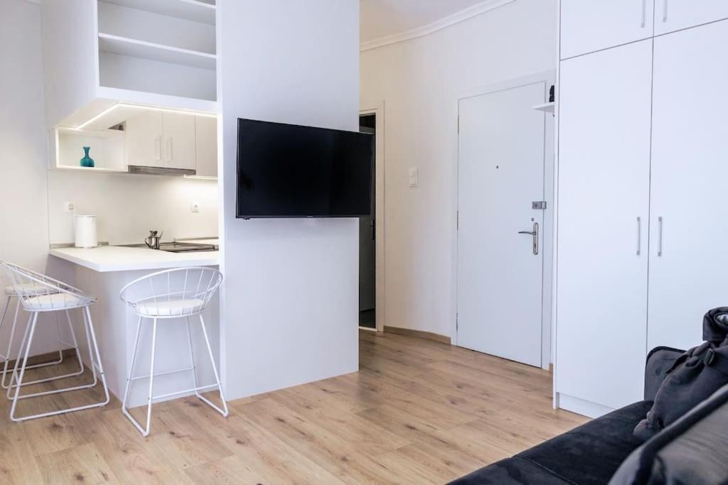 Cozy Studio In The Heart Of City Комотини Экстерьер фото